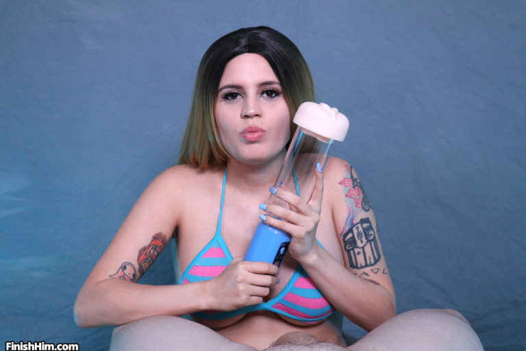 Busty babe Raquel milking big cock using penis pump